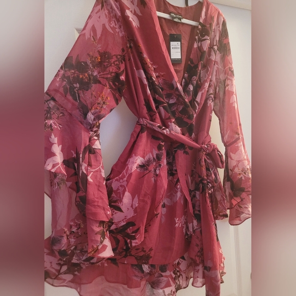 🌷 City Chic Pink Floral Mini Dress - Picture 12 of 16